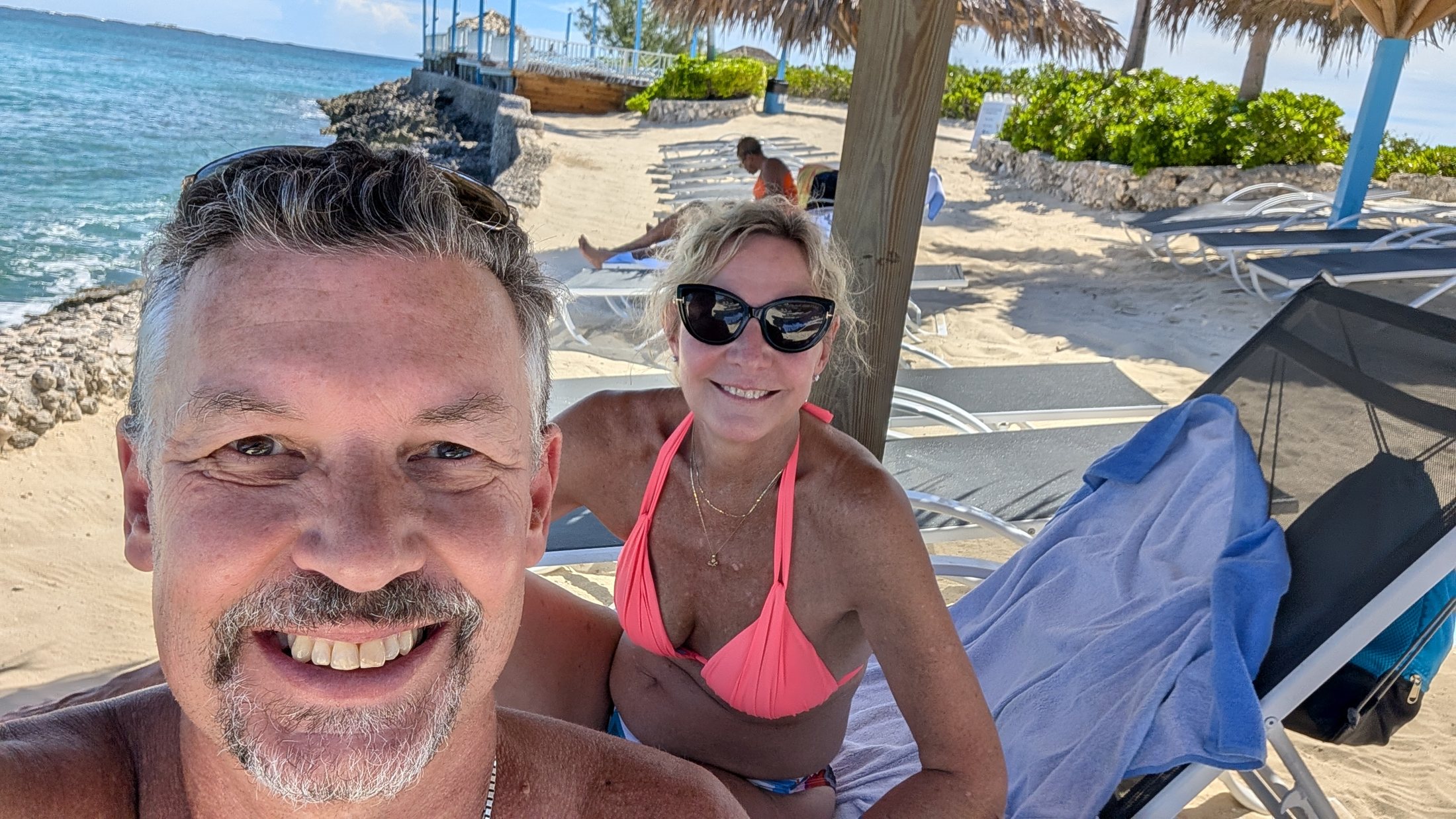 Couple selfie at Pearl Island